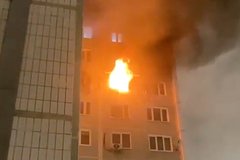 Пожар в квартире в центре Москвы начался из-за висевшей на шторе гирлянды